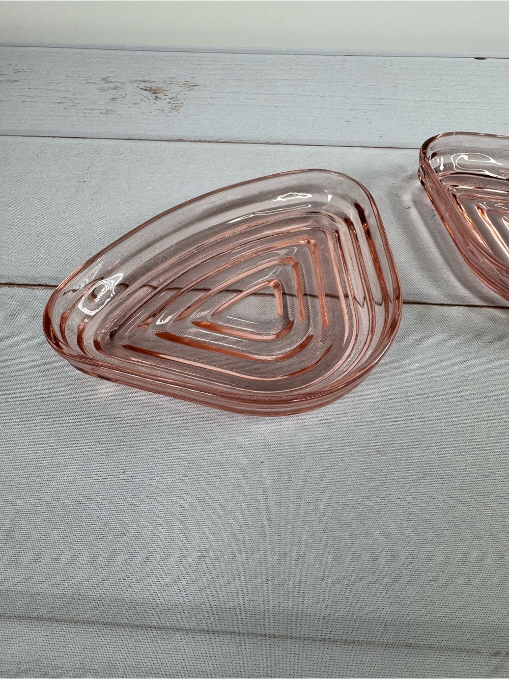 Vintage Anchor Hocking Manhattan Pink Triangular Relish Insert (2)